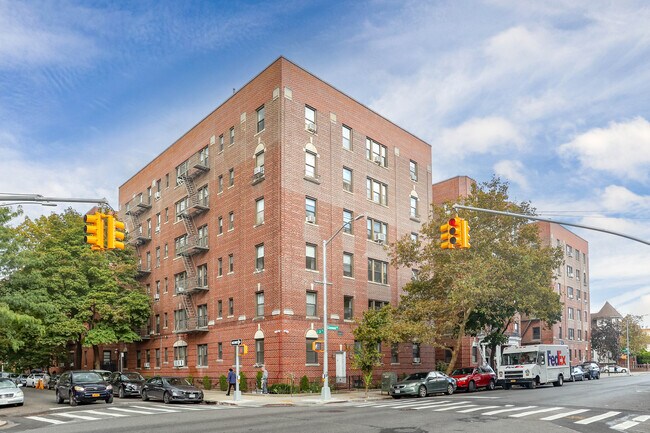 2601 Glenwood Rd in Brooklyn, NY - Building Photo - Building Photo