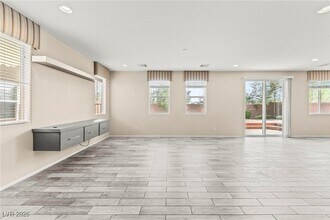 713 Tall Arrow Ave in Las Vegas, NV - Building Photo - Building Photo