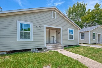 3270 Reeves St in Houston, TX - Building Photo - Building Photo