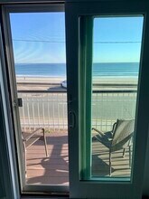 45 Hull Shore Dr in Hull, MA - Building Photo - Building Photo