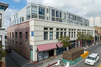 25-45 N Raymond Ave in Pasadena, CA - Building Photo - Building Photo