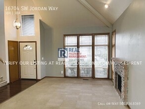16704 SW Jordan Way in Tigard, OR - Building Photo - Building Photo
