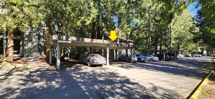 14620 NE 80th Pl, Unit 35A in Redmond, WA - Building Photo - Building Photo