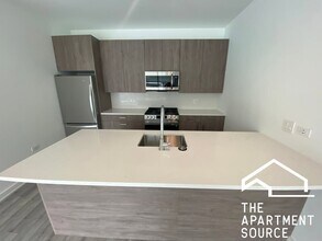 1118 W Patterson Ave in Chicago, IL - Building Photo - Building Photo