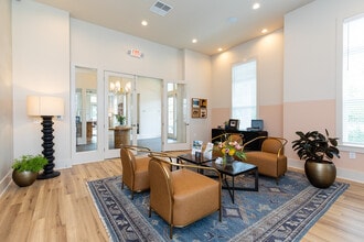 Crescent Woods in Gahanna, OH - Building Photo - Building Photo