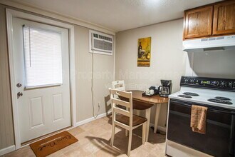 707 W Race St in Kingston, TN - Building Photo - Building Photo