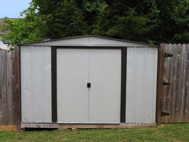 224 NE Bellingham Dr in Cleveland, TN - Building Photo - Building Photo