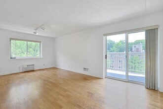 412 Benedict Ave in Tarrytown, NY - Building Photo - Building Photo