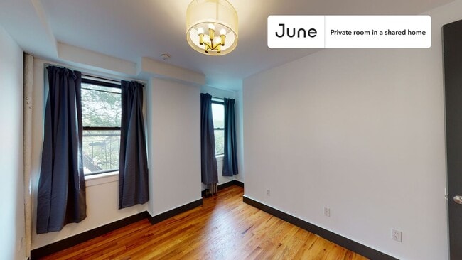 Private bedroom in 5 bed/2 bath Home in Brooklyn, NY - Building Photo - Building Photo