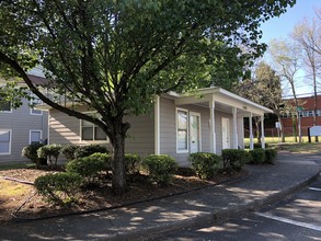 Hillside Garden Apartments in Winston-Salem, NC - Foto de edificio - Interior Photo