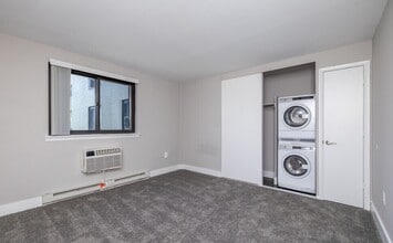 Garner House Apartments in Hatboro, PA - Foto de edificio - Building Photo