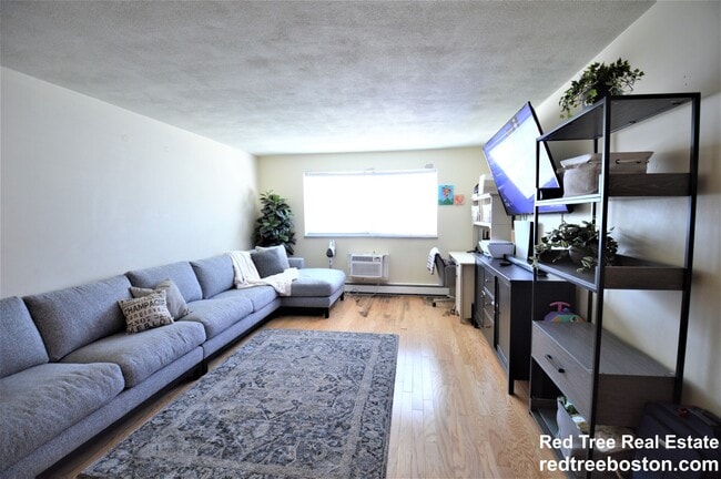 property at 5050 Washington St