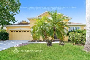 11469 Newgate Crest Dr in Riverview, FL - Building Photo