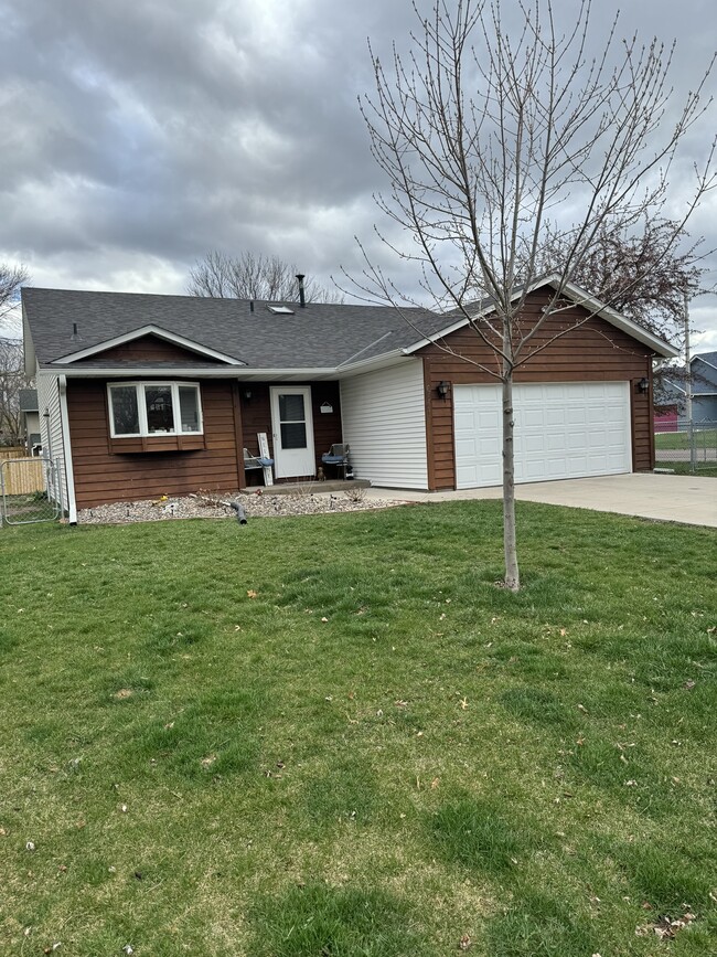 property at 6511 Upper 22nd St N