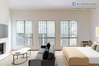 10965 Rochester Ave, Unit SI ID7073A in Los Angeles, CA - Building Photo - Building Photo