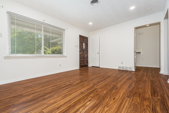 13809 Janwood Ln in Farmers Branch, TX - Building Photo - Building Photo