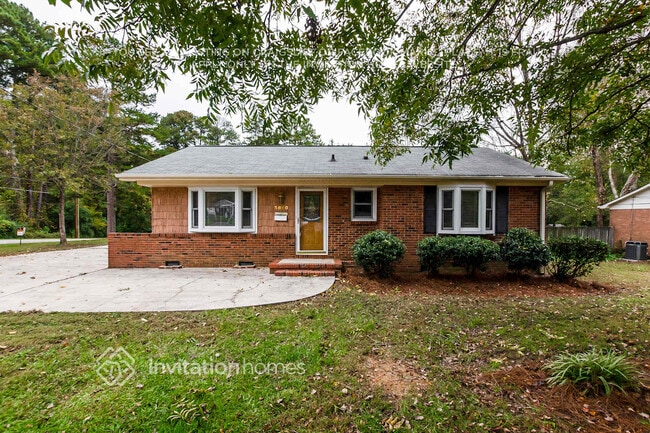 property at 3860 Litchfield Rd