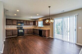 7211 Great Laurel Dr in Raleigh, NC - Building Photo - Building Photo