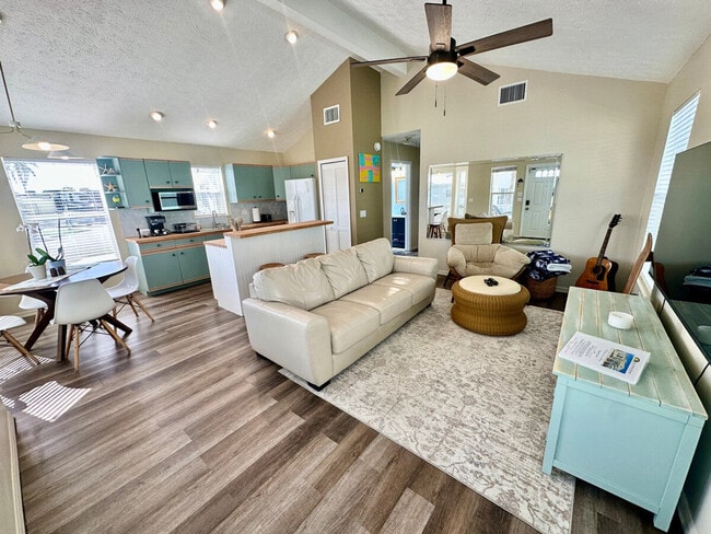property at 146 Nettles Blvd