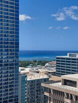 1655 Makaloa St, Unit 1814 in Honolulu, HI - Building Photo