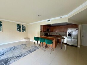 3165 Emmons Ave in Brooklyn, NY - Building Photo - Building Photo