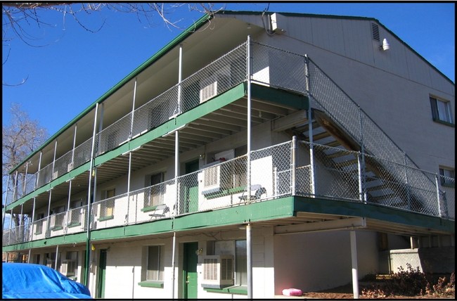 Turnpike Apartments in Westminster, CO - Building Photo - Building Photo