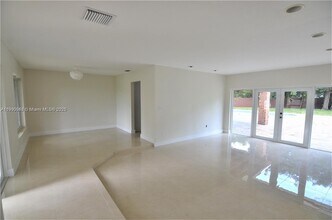 10820 SW 126th St in Miami, FL - Building Photo - Building Photo