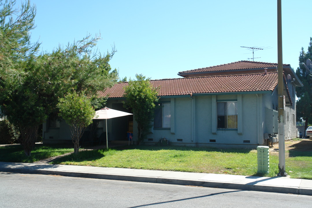 1524 Moorpark Ave in San Jose, CA - Foto de edificio