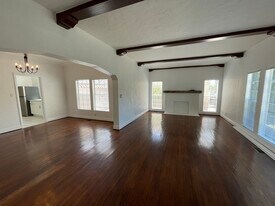 1602 S Stanley Ave, Unit 1600 in Los Angeles, CA - Building Photo