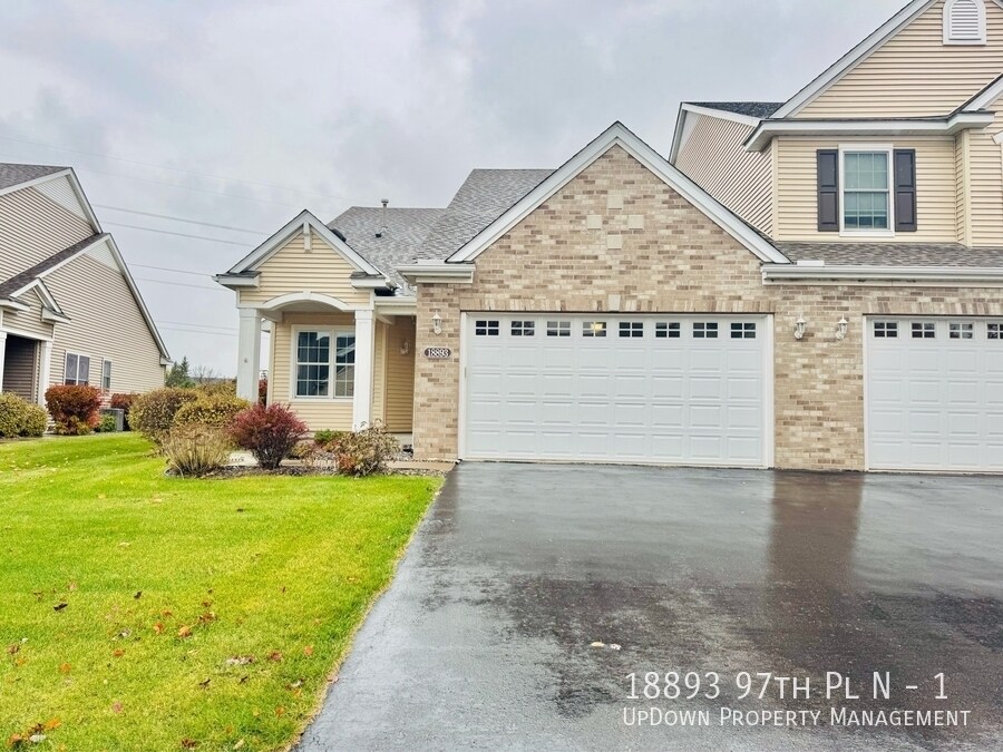 18893 97th Pl N in Osseo, MN - Building Photo