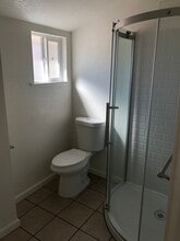 132 Calaveras Ave in Modesto, CA - Building Photo - Building Photo