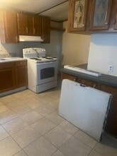 716 NE 7th Ave in Trenton, FL - Building Photo - Building Photo