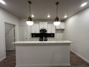 10921 Abbeville Ave in Lubbock, TX - Building Photo - Building Photo