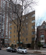 Cloverhill Apartments in Toronto, ON - Building Photo - Building Photo