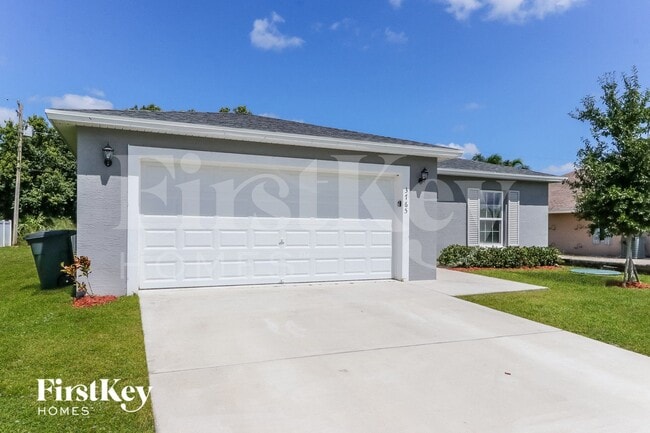 3765 SW Darby Ln in Port St. Lucie, FL - Building Photo - Building Photo