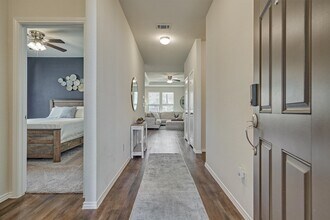 4417 Longleaf Timbers Ct in Panorama Village, TX - Building Photo - Building Photo