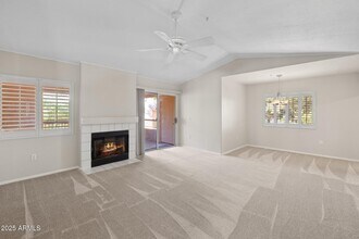 9736 N 95th St in Scottsdale, AZ - Building Photo - Building Photo