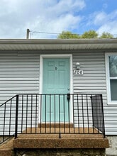 208 May Dr in Nashville, TN - Building Photo - Building Photo