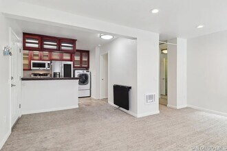 7787 Margerum Ave in San Diego, CA - Building Photo - Building Photo