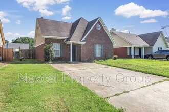 2932 Churchwell Dr in Horn Lake, MS - Building Photo - Building Photo