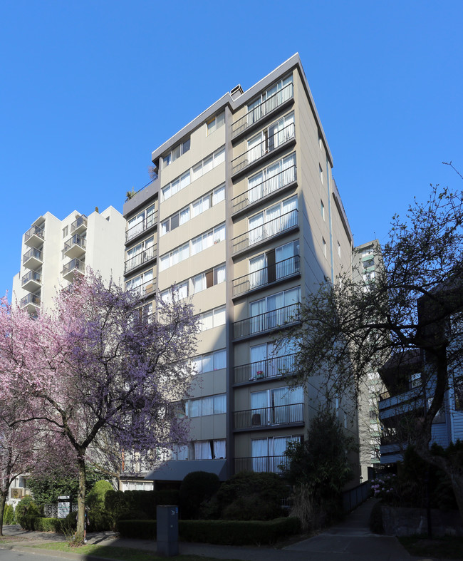 Nelson Suites in Vancouver, BC - Building Photo - Building Photo