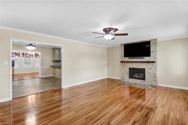 4134 Sawmill Rd in Winston-Salem, NC - Building Photo - Building Photo