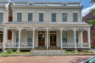 2404, 2406 & 2408 E Clay Street in Richmond, VA - Building Photo - Building Photo