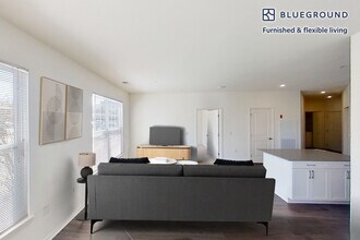 152 Shipyard Dr in Hingham, MA - Foto de edificio - Building Photo