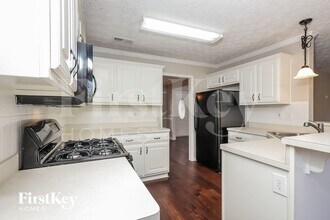 112 Wyckliffe Dr in Locust Grove, GA - Building Photo - Building Photo