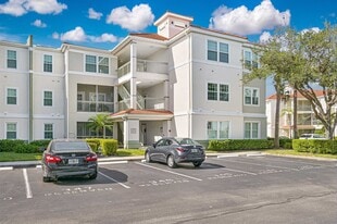 23540 Walden Center Dr in Estero, FL - Building Photo