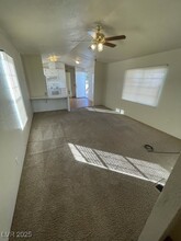 561 Janet Ln-Unit -3 in Pahrump, NV - Building Photo - Building Photo