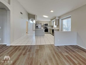 1045 W Todd Dr in Tempe, AZ - Building Photo - Building Photo