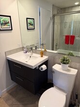 255 S Avenida Caballeros, Unit 215 in Palm Springs, CA - Building Photo - Building Photo