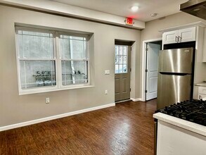 40 Vroom St in Jersey City, NJ - Building Photo - Building Photo